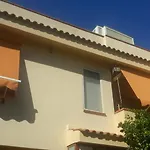 Domomea بيت ضيافة 4*